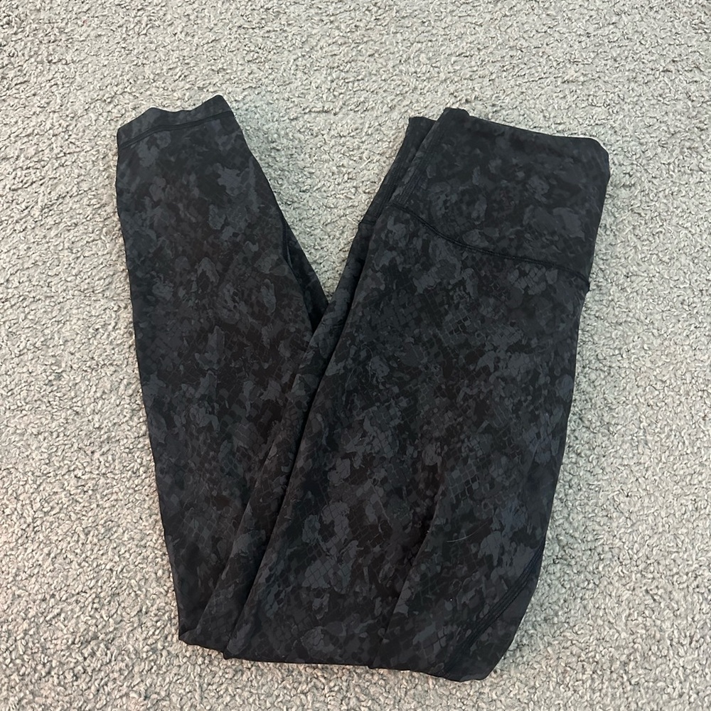 Lululemon wunder train high-rise leggings snakeskin print